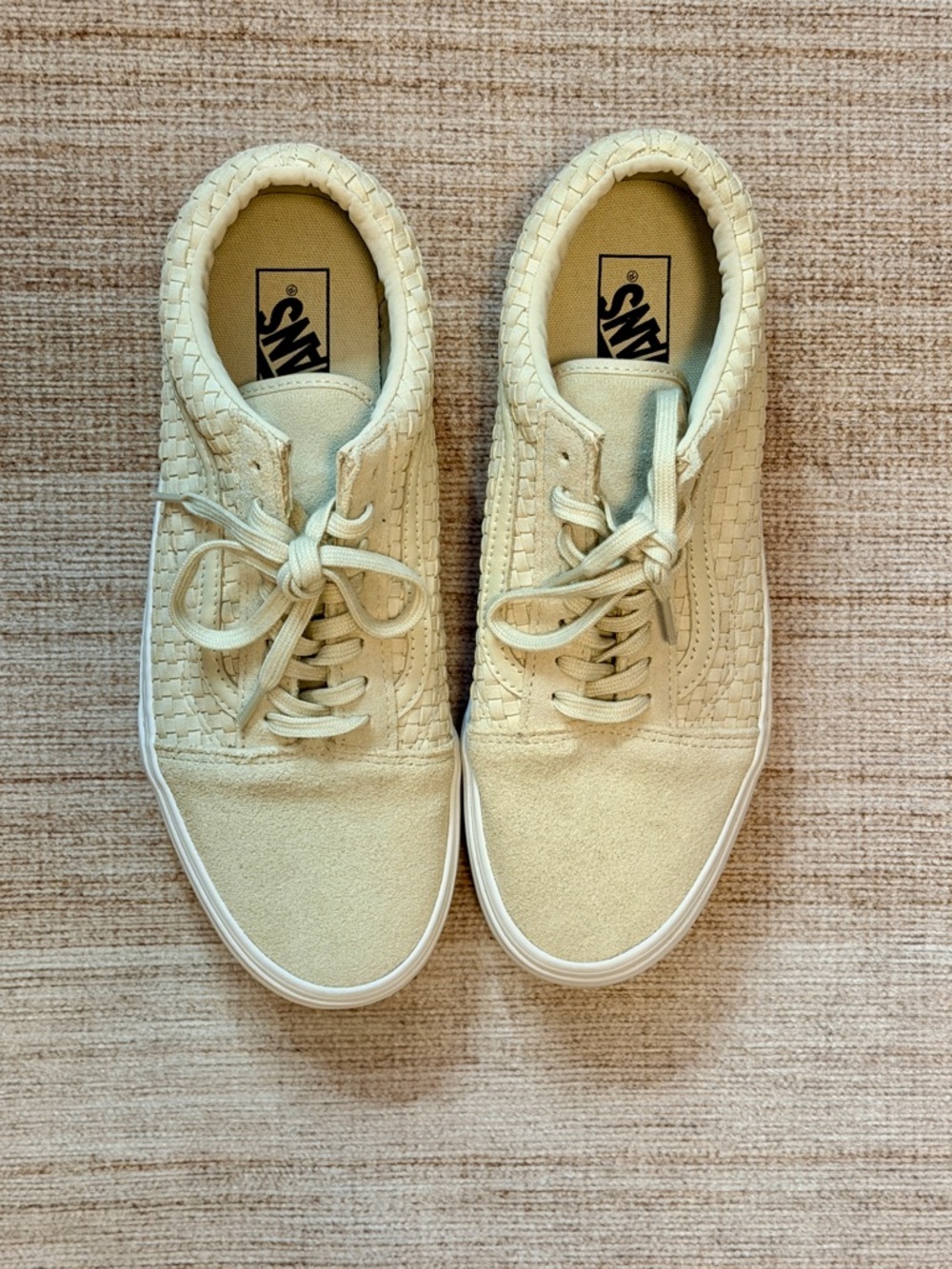 Vans Platform Suede | Cream | Woven Low-Top Sneakers | 11 | EUC | Minor Stains
